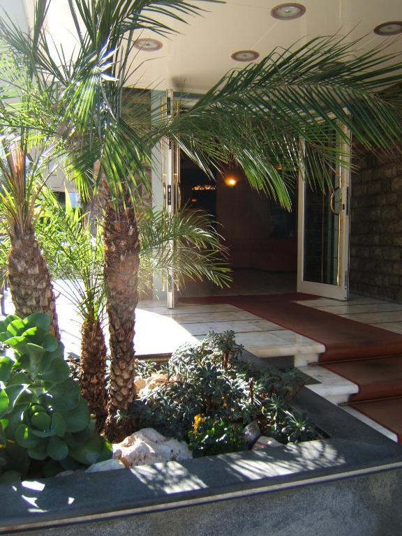 Hotel Matilde Marina di Massa Luaran gambar