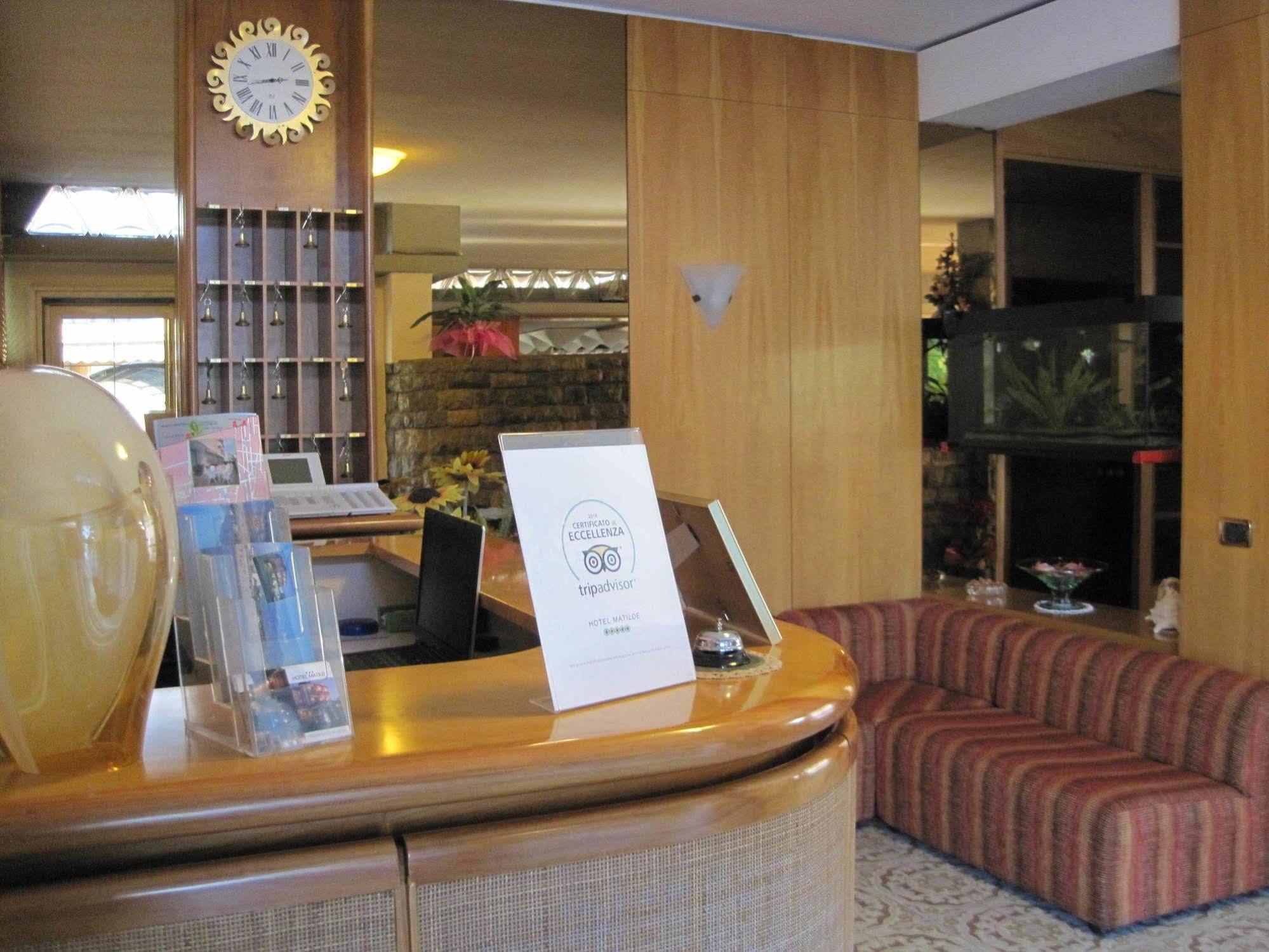Hotel Matilde Marina di Massa Luaran gambar