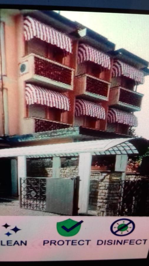 Hotel Matilde Marina di Massa Luaran gambar